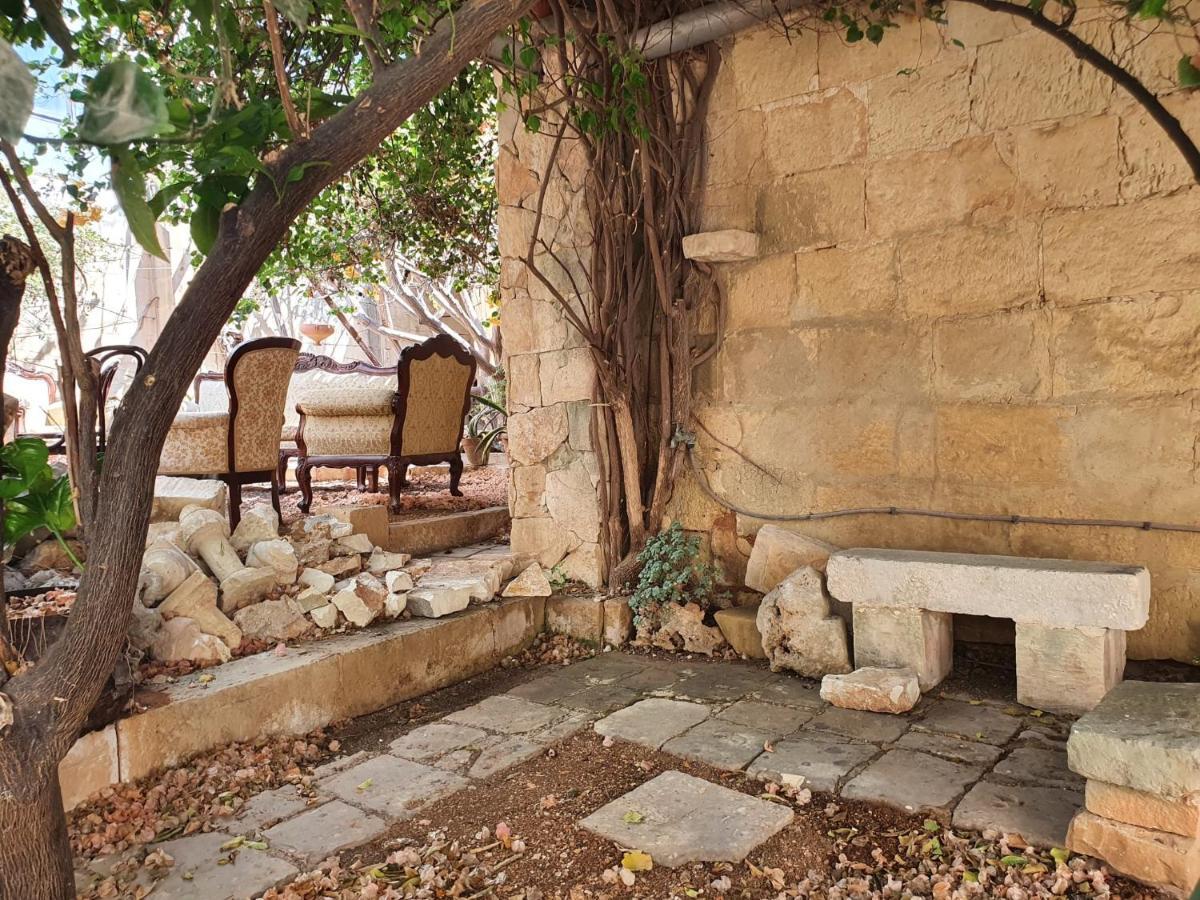 Ave Maria Guest House Saint Julian's エクステリア 写真